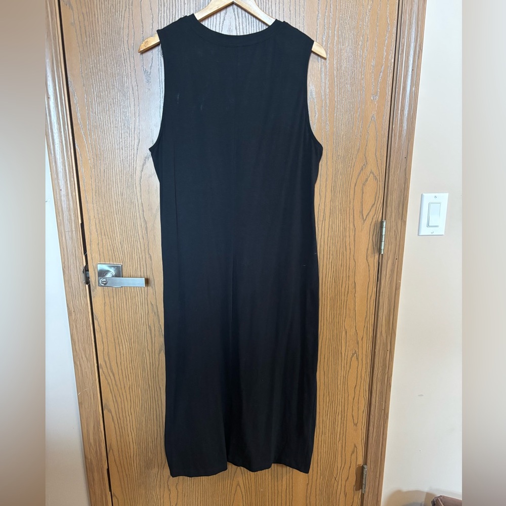 Little Black Midi Dress - Picture 5 of 5